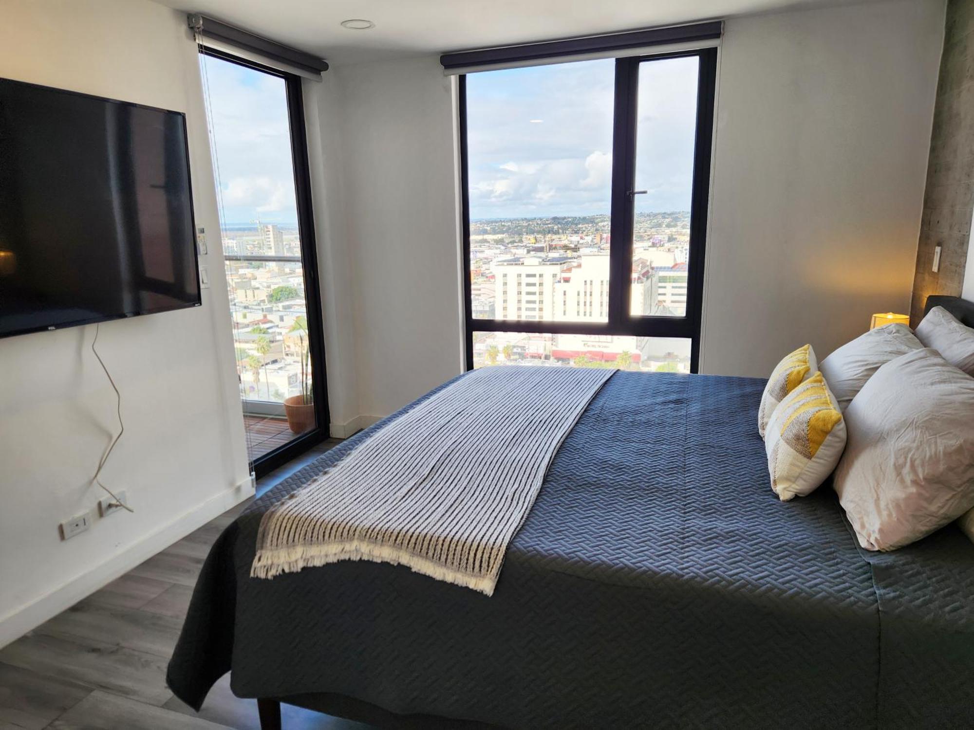 Downtown Apartment With Balcony City View, Gym & Lounge Тіхуана Екстер'єр фото